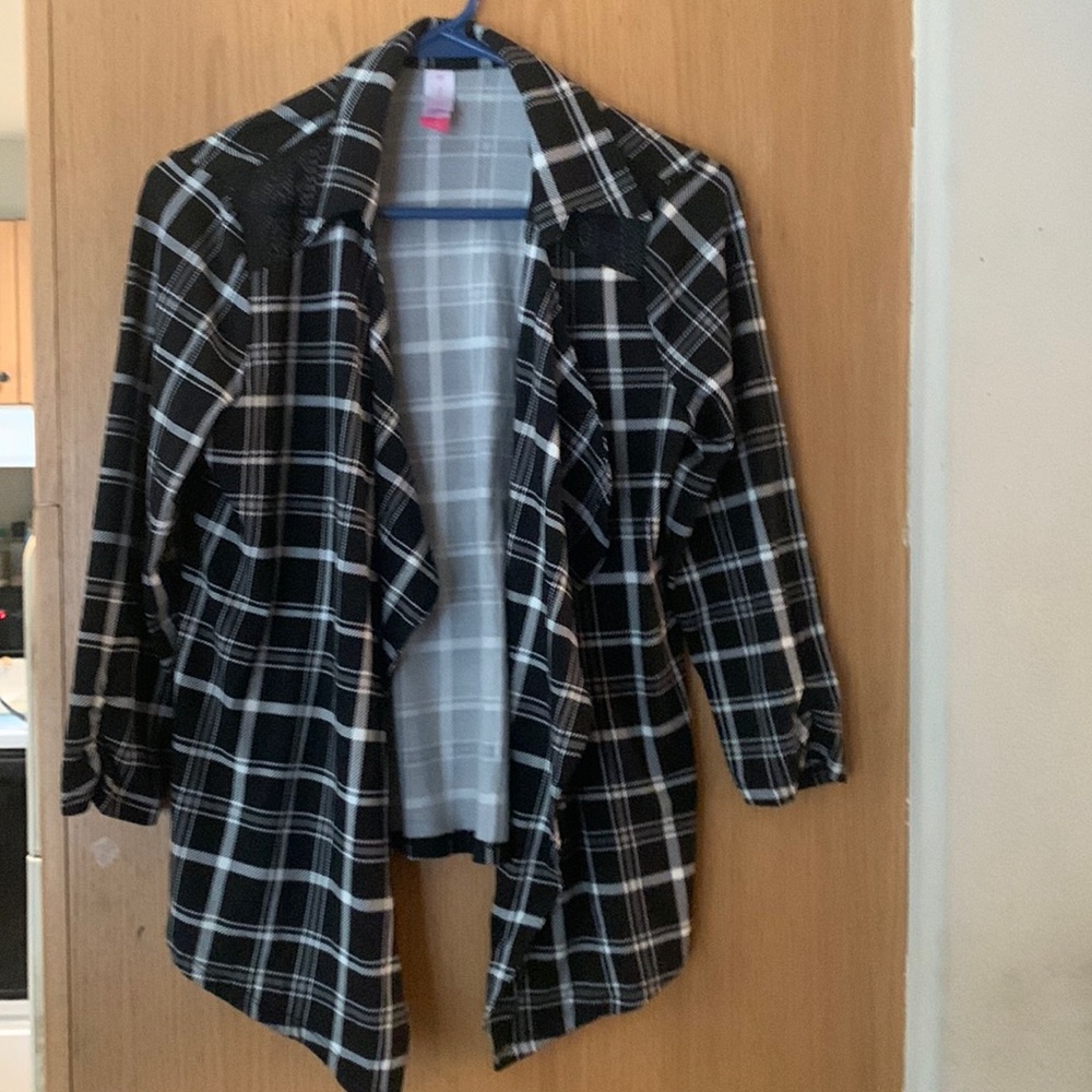 No Boundaries dressy shirt Size M